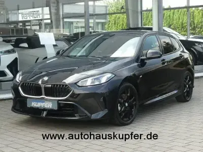 Gebraucht BMW 120 M Sport 170 PS (125 kW) 2025 Schwarz Kleinwagen