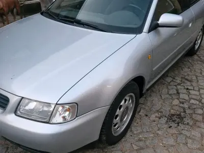 Second-hand Audi A3 101 CP (74 kW) 1996 Argintiu Hatchback