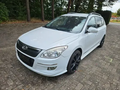 Gebraucht Hyundai i30 Premium 140 PS (102 kW) 2009 Weiß Kombi