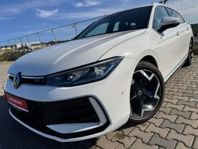 Gebraucht VW Passat R-line 150 PS (110 kW) 2025 Weiß Kombi