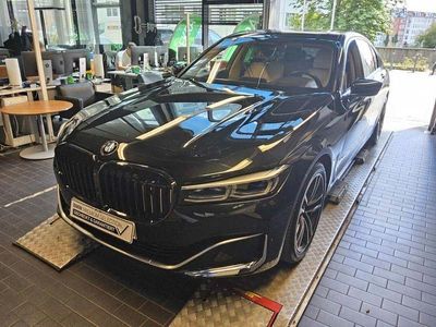 BMW 750