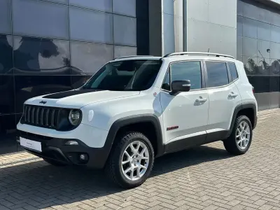Gebraucht Jeep Renegade Trailhawk 170 PS (125 kW) 2019 Weiß SUV