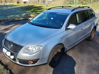 Gebraucht VW Passat Comfortline 122 PS (89 kW) 2009 Silber Kombi