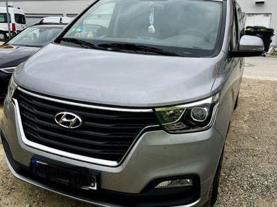 Hyundai H-1