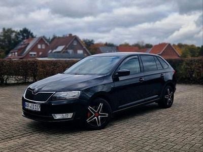 Schwarz Gebraucht 2014 Skoda Rapid Limousine | 7.999 € (Fairer Preis)