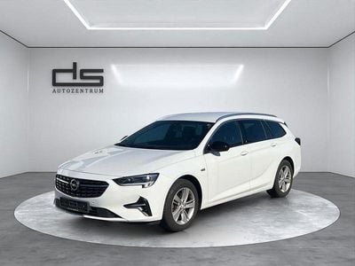 Usado Opel Insignia Business 122 HP (89 kW) 2023 Branco Carrinha