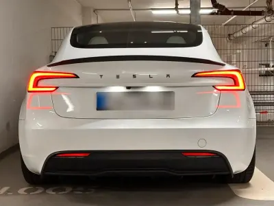 Gebraucht Tesla Model 3 242 kW (330 PS) 2023 Weiß Limousine