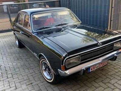 Opel Commodore