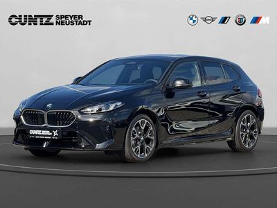 Neu BMW 120 M Sport 170 PS (125 kW) 2026 Saphirschwarz Kleinwagen