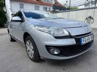 Używany Renault Mégane Bose Edition 110 KM (80 kW) 2013 Srebrny Sedan/Limuzyna
