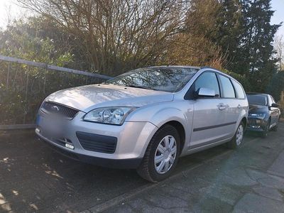Second-hand Ford Focus 101 CP (74 kW) 2006 Argintiu Break