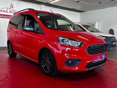 Gebraucht Ford Tourneo Courier Sport 101 PS (74 kW) 2019 Racerot Van / Kleinbus