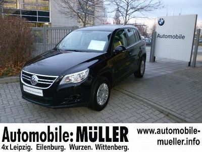 Gebraucht VW Tiguan Trendline 140 PS (102 kW) 2008 Schwarz metallic SUV
