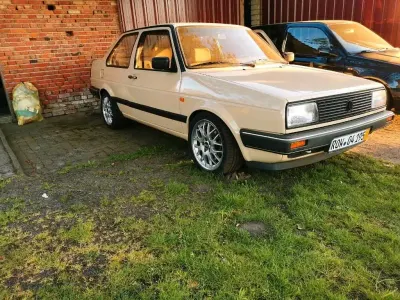 Brugt VW Jetta 190 HK (139 kW) 1988 Beige Sedan