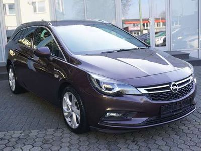 gebraucht Opel Astra Sports Tourer Dynamic Navi/BLuetooth/LED
