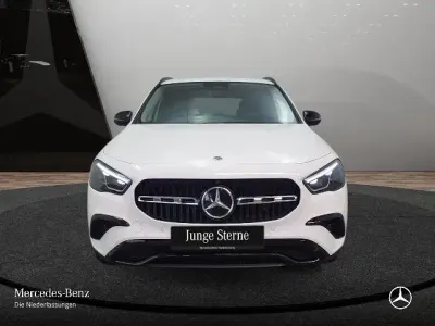 Gebraucht Mercedes GLA180 Progressive 136 PS (100 kW) 2025 Weiß SUV