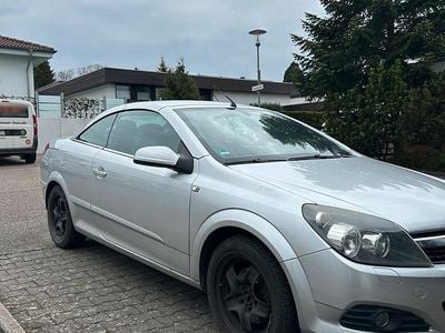 Gebraucht Opel Astra Cabriolet 140 PS (102 kW) 2006 Silber Cabrio