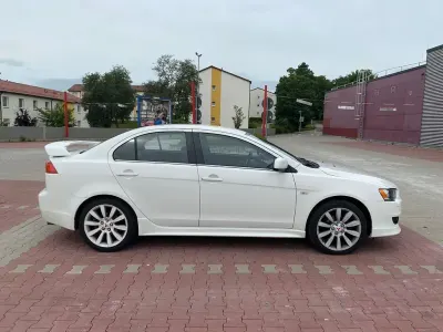 Gebraucht Mitsubishi Lancer 143 PS (105 kW) 2008 Weiß Limousine
