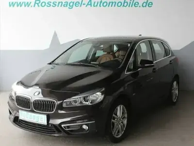 Gebraucht BMW 225 Active Tourer Luxury Line 231 PS (169 kW) 2017 Sparkling brown metallic Van / Kleinbus