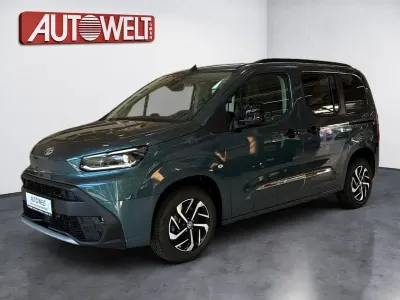 Neu Toyota Proace Verso City 110 PS (80 kW) 2026 Blau Kombi