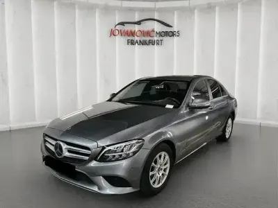 Gebraucht Mercedes C200 160 PS (117 kW) 2019 Grau Limousine