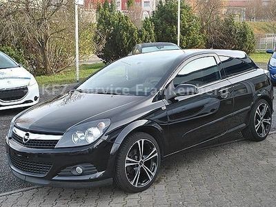 Gebraucht Opel Astra GTC Cosmo 116 PS (85 kW) 2007 Schwarz metallic Limousine