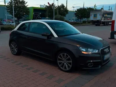 Gebraucht Audi A1 122 PS (89 kW) 2011 Braun Kleinwagen