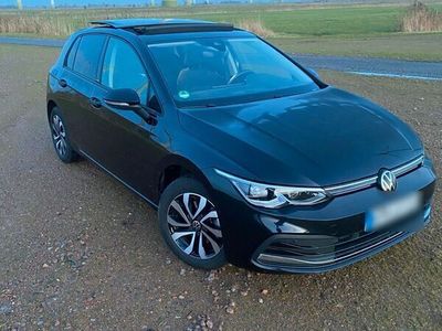 gebraucht VW Golf VIII Active DSG ACC AHK IQ.Light