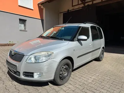 Gebraucht Skoda Roomster 86 PS (63 kW) 2006 Silber Van / Kleinbus