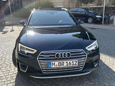 Schwarz Gebraucht 2019 Audi A4 S-Line Kombi | 28.000 € (Fairer Preis)