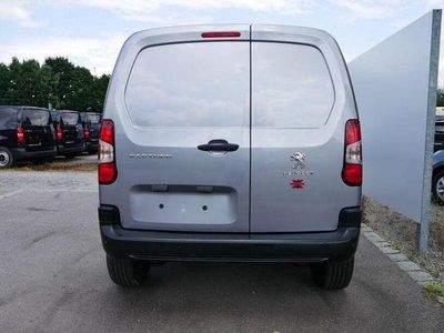 Neu Peugeot Partner 131 PS (96 kW) 2025 Silber Van / Kleinbus