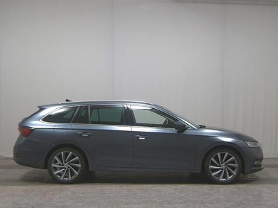 Gebraucht Skoda Octavia Style 150 PS (110 kW) 2022 Grau Kombi