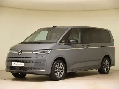 Gebraucht VW Multivan Style 150 PS (110 kW) 2025 Grau Van / Kleinbus