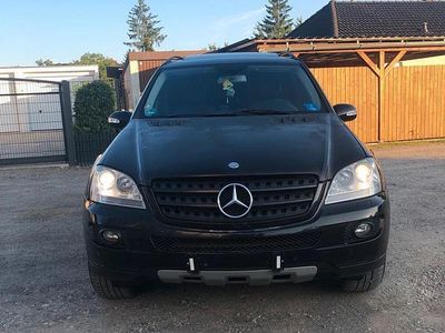 Mercedes ML320