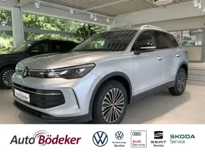 Neu VW Tiguan 150 PS (110 kW) 2026 Oyster silver SUV