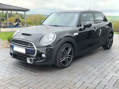 Używany Mini Cooper S 189 KM (139 kW) 2015 Czarny Hatchback