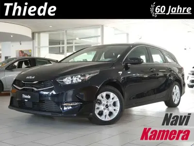 Gebraucht Kia Ceed Sportswagon 136 PS (100 kW) 2023 Black pearl metallic Kombi