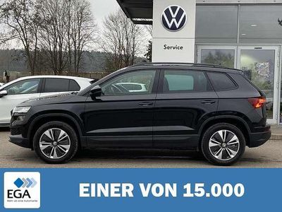 Schwarz metallic Gebraucht 2022 Skoda Karoq SUV | 31.830 € (Fairer Preis)