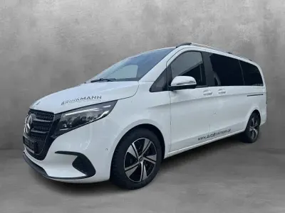 Usata Mercedes V250 Style 190 CV (139 kW) 2025 Bianco Monovolume