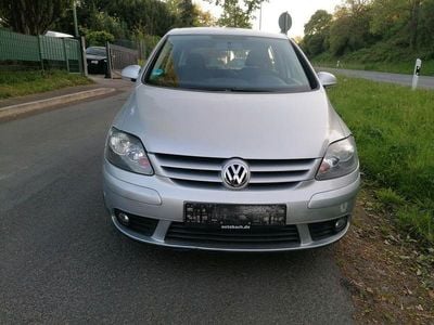 Usata VW Golf VI 102 CV (75 kW) 2008 Argento Utilitaria