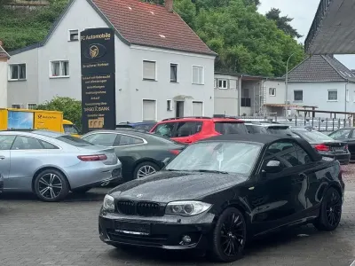 Gebraucht BMW 118 Cabriolet Comfort Edition 143 PS (105 kW) 2012 Schwarz Cabrio
