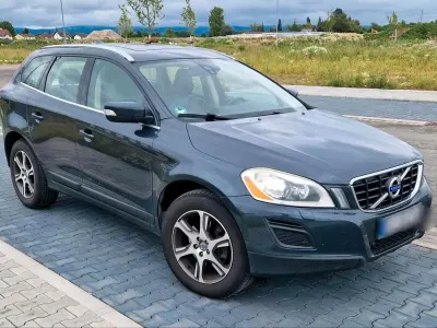 Gebraucht Volvo XC60 205 PS (150 kW) 2011 Andere farben SUV