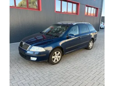 Gebraucht Skoda Octavia LAURIN & KLEMENT 140 PS (102 kW) 2008 Storm blau mettalic Kombi