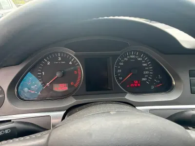 Gebraucht Audi A6 224 PS (164 kW) 2011 Blau Kombi
