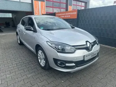 Gebraucht Renault Mégane LIMITED 110 PS (80 kW) 2015 Silber Limousine