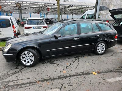 Mercedes E320