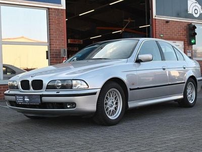 Second-hand BMW 528 193 CP (141 kW) 1999 Argintiu Berlinǎ