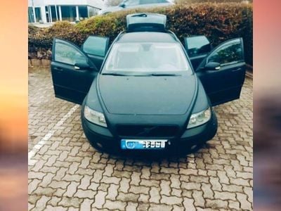 Gebraucht Volvo V50 Momentum 125 PS (91 kW) 2005 Schwarz Kombi