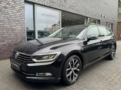 Gebraucht VW Passat Comfortline 150 PS (110 kW) 2016 Schwarz Kombi