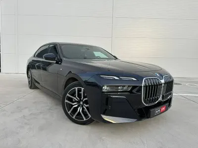 Gebraucht BMW 740 M Sport 286 PS (210 kW) 2024 Schwarz Limousine
